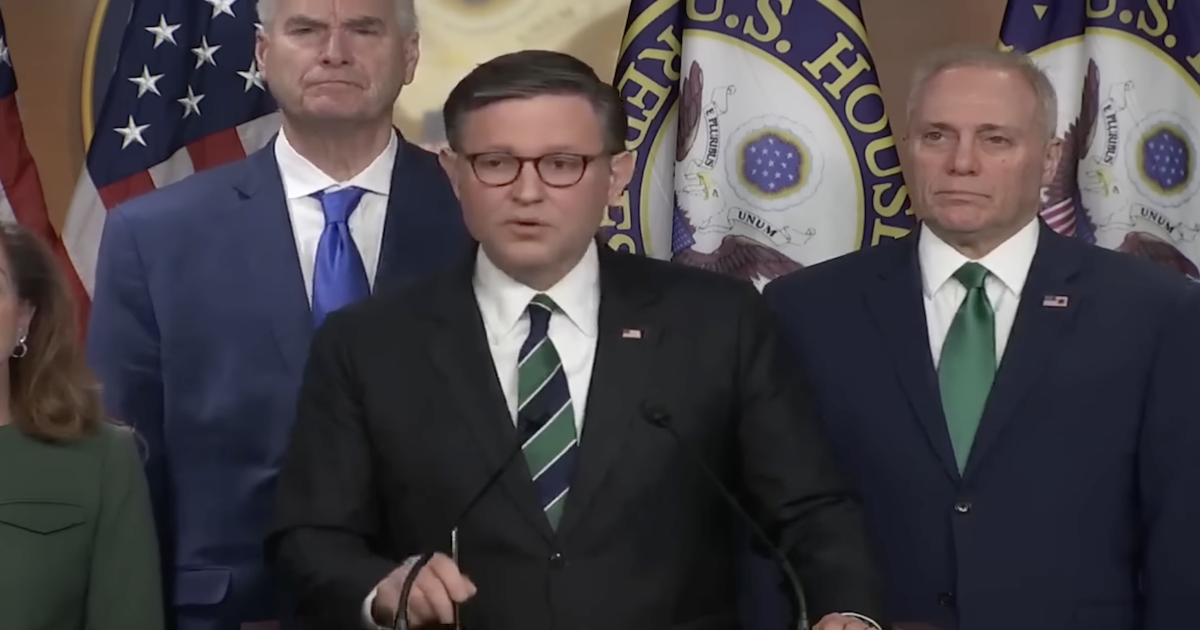 Johnson Calls Out Democrat Games as Airports Hit Breaking Point